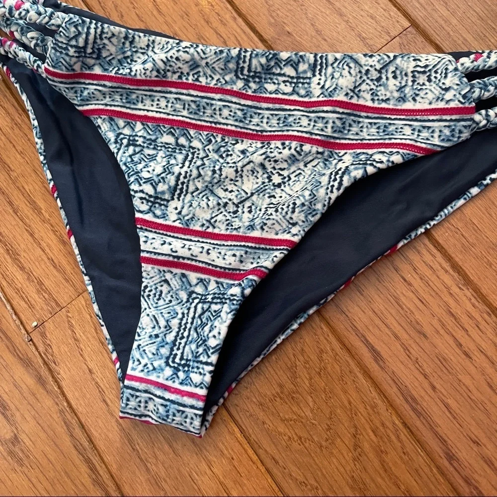 Frankie’s Bikinis Bottom